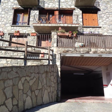 Ferienwohnung Apartamento Familiar Con Vistas Y Garage La Portiecha Sallent de Gállego Exterior foto