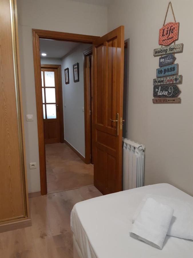 Ferienwohnung Apartamento Familiar Con Vistas Y Garage La Portiecha Sallent de Gállego Exterior foto